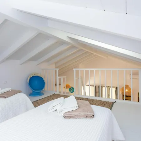 Alexandros Villa *